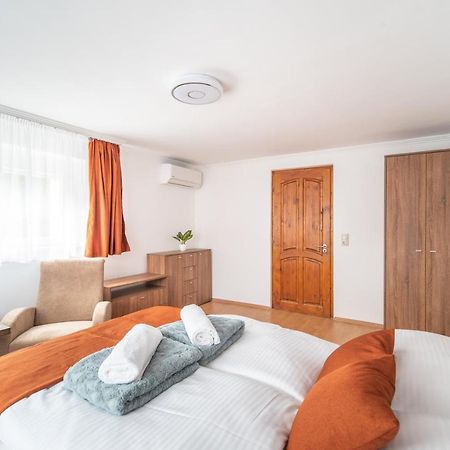 Topaz Apartmanhazak Кестхей Экстерьер фото